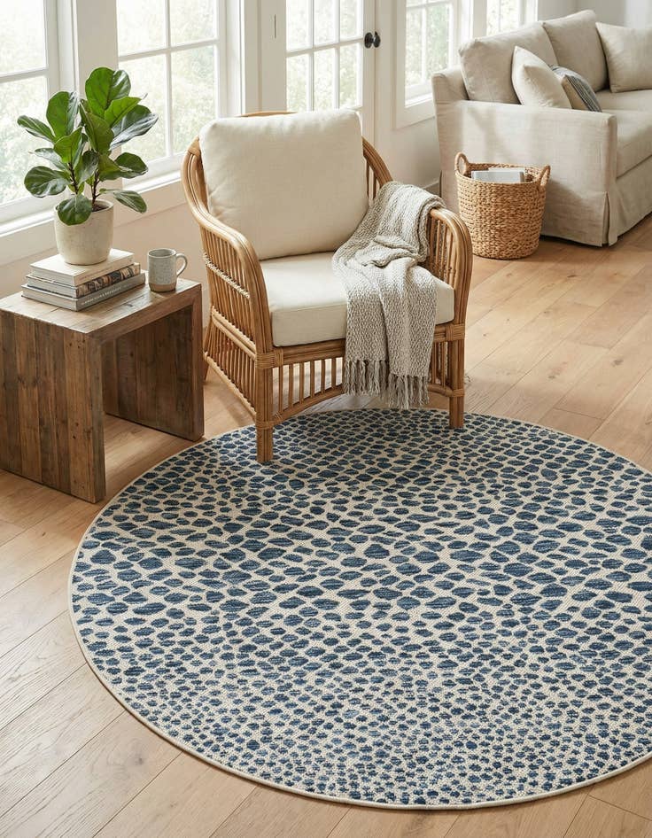 Detail image of 4' x 4'  Washable Jill Zarin Cape Town Indoor / Outdoor Round Rug