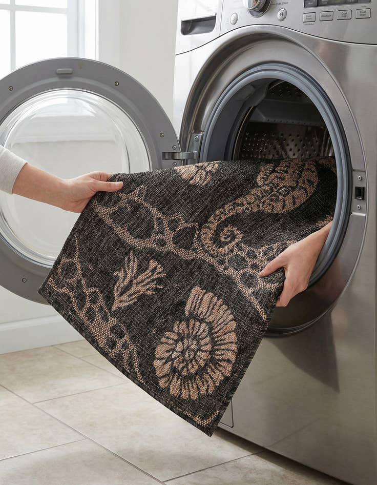 Detail image of  2' x 3'  Washable Coastal Indoor / Outdoor Rug