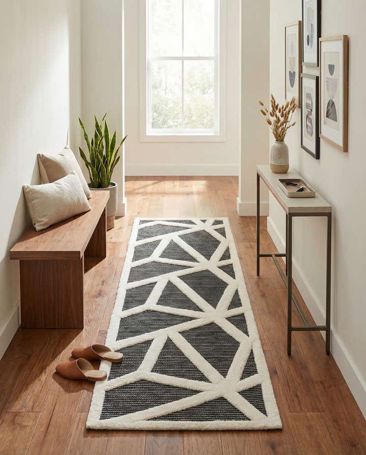 2' 7 x 8' Prismatic Runner Rug