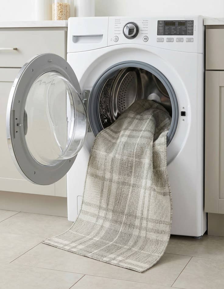 Detail image of  2' x 8'  Washable Checkered Indoor / Outdoor Runner Rug