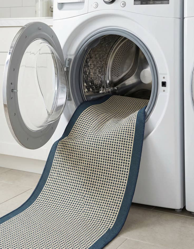 Detail image of 2' 7 x 10'  Washable Border Indoor / Outdoor Runner Rug