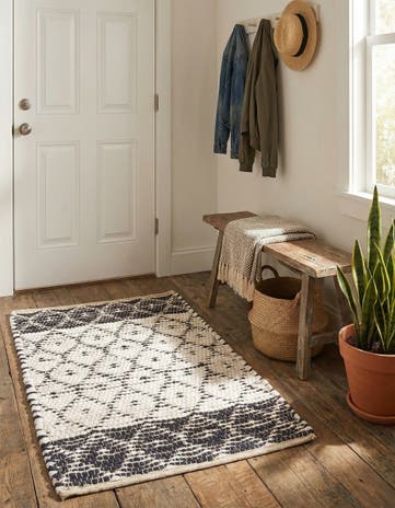 Ivory Hand Woven Chindi Trellis Rug