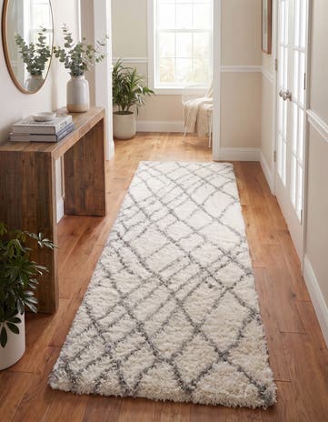 Ivory Soft Touch Shag Runner Rug