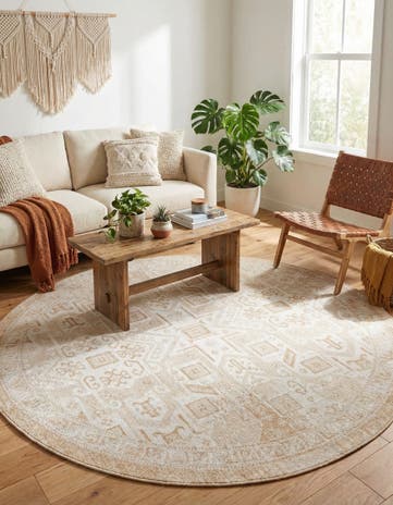 7' 10 x 7' 10 Easy-Clean Aztec Indoor / Outdoor Round Rug
