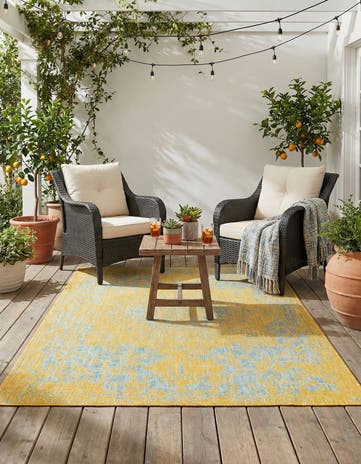 5' 3 x 8' Easy-Clean Jill Zarin Dubai Indoor / Outdoor Rug