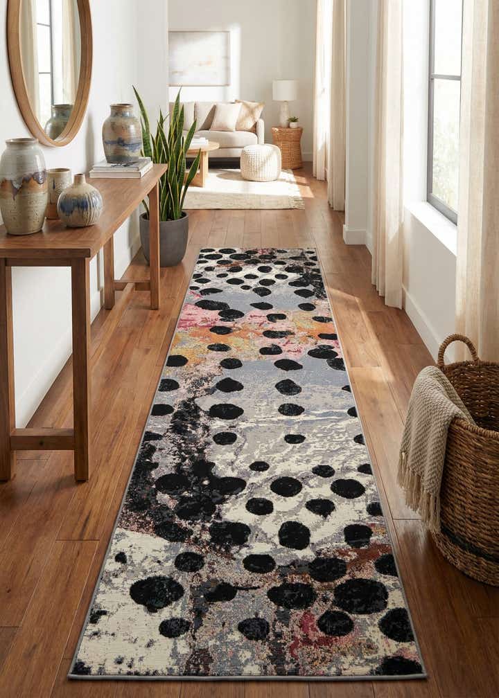2' 7 x 10' Easy-Clean Modern Indoor / Outdoor Runner Rug