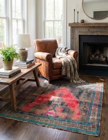 4' 4 x 4' 4 Hand Knotted Ultra Vintage Persian Wool Square Rug