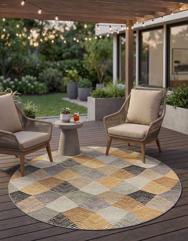 Detail image of 7' 10 x 7' 10  Washable Modern Indoor / Outdoor Round Rug