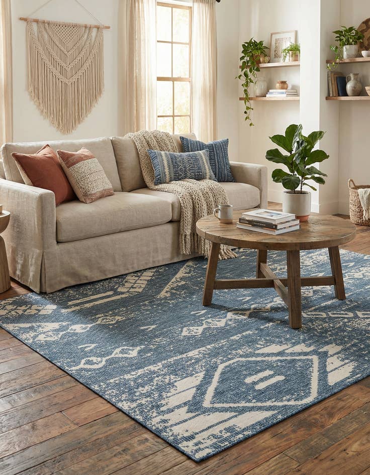 Detail image of 7' x 10'  Washable Bohemian Indoor / Outdoor Rug