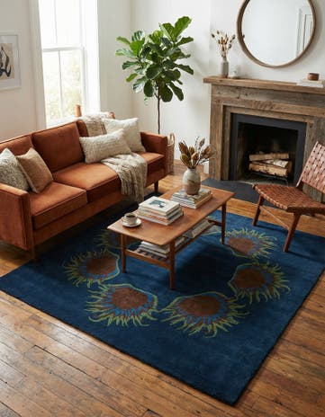7' 6 x 7' 7 Agra Square Rug