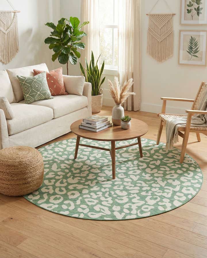 7' 10 x 7' 10 Easy-Clean Safari Indoor / Outdoor Round Rug