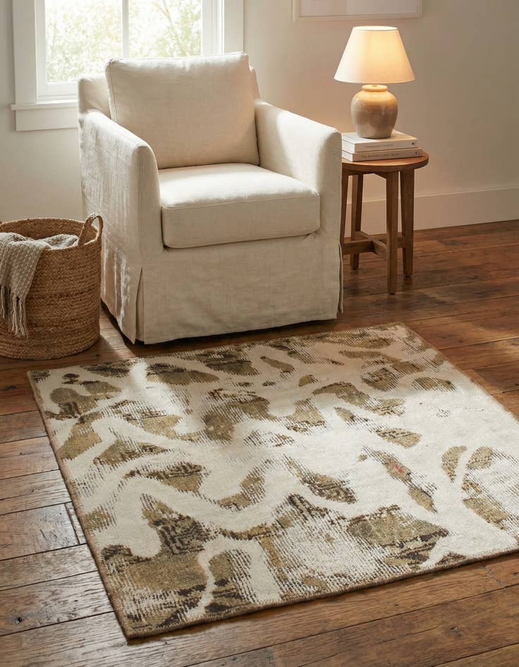 Detail image of 3' 4 x 3' 6  Hand Knotted Ultra Vintage Persian Wool Square Rug