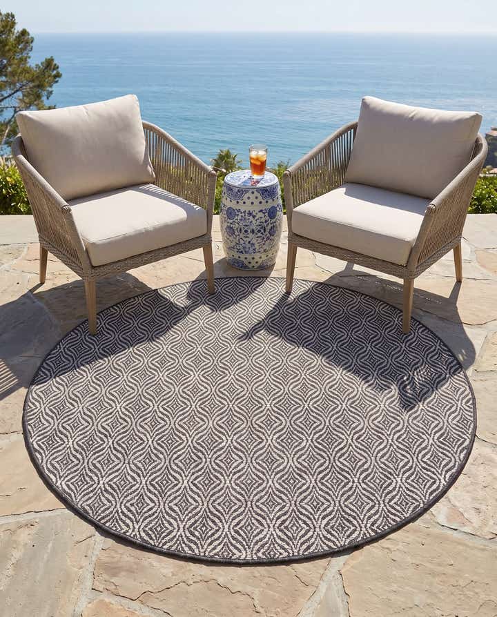 6' x 6' Easy-Clean Trellis Indoor / Outdoor Round Rug