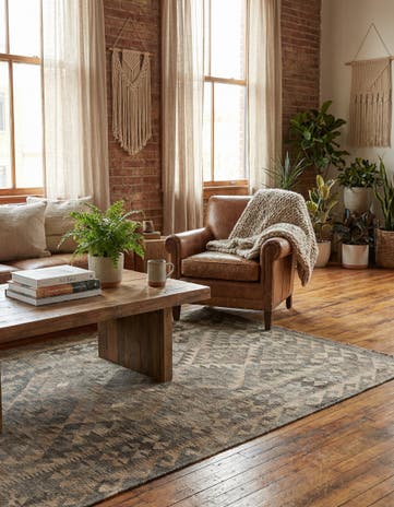 4' x 6' 6 Hand Woven Kilim Maymana Wool Rug