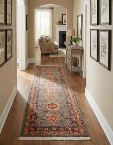 2' 7 x 10' Sara Runner Rug