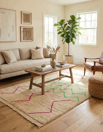 4' 11 x 7' 9 Hand Knotted Moroccan Wool Rug
