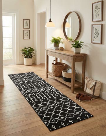 2' 6 x 8' 2 Kasbah Trellis Runner Rug