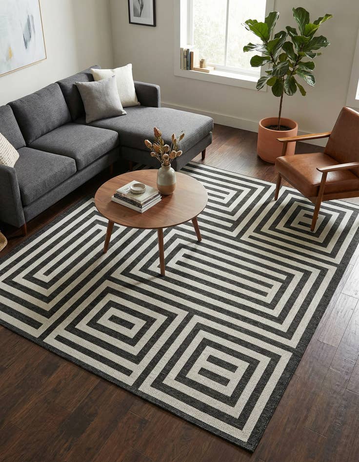 Detail image of 7' 10 x 7' 10  Washable Modern Indoor / Outdoor Square Rug