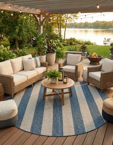 10' 8 x 10' 8 Easy-Clean Ribbon Indoor / Outdoor Round Rug