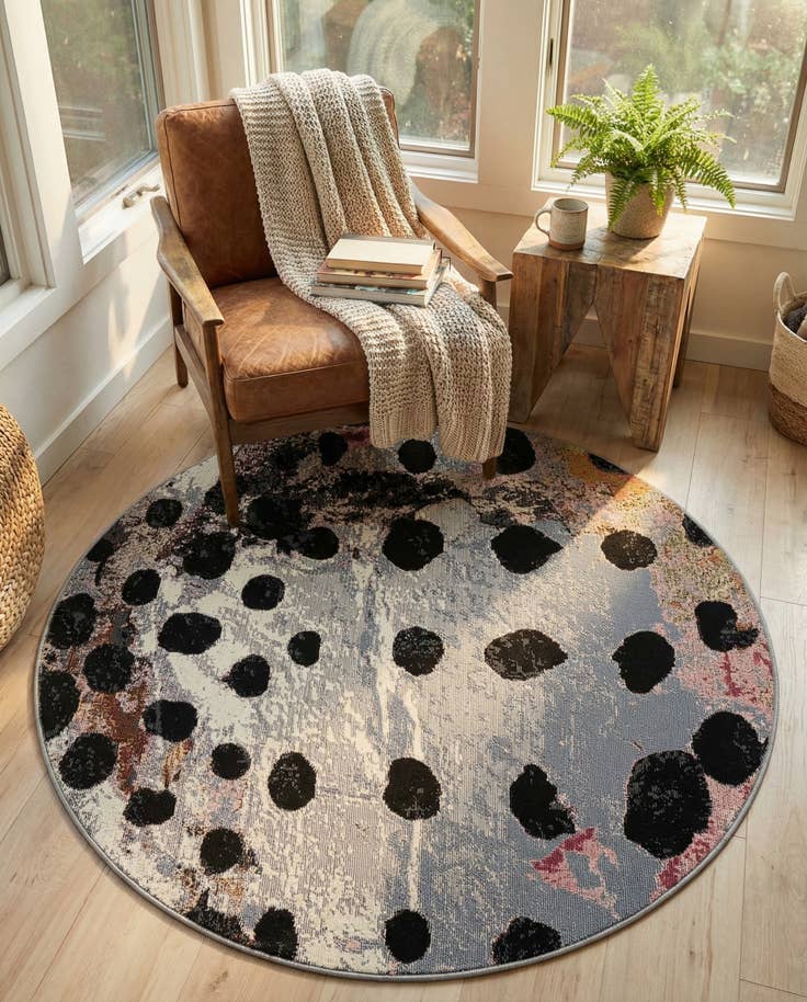 Detail image of 4' x 4' Easy-Clean Modern Indoor / Outdoor Round Rug
