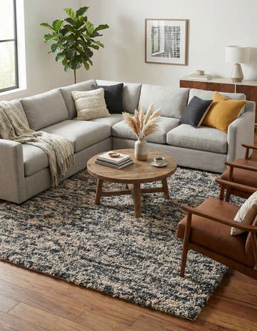 Salt and Pepper Hand Woven Haka Deluxe Shag Square Rug
