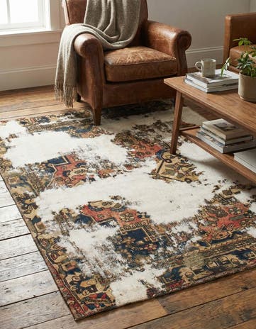 4' 8 x 6' 4 Hand Knotted Ultra Vintage Persian Wool Rug
