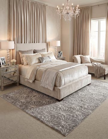 10' x 14' Marilyn Monroe™ Glam Dahlia Rug