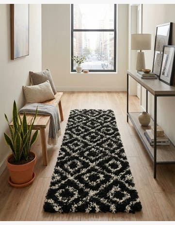 2' x 8' Trellis Shag Runner Rug