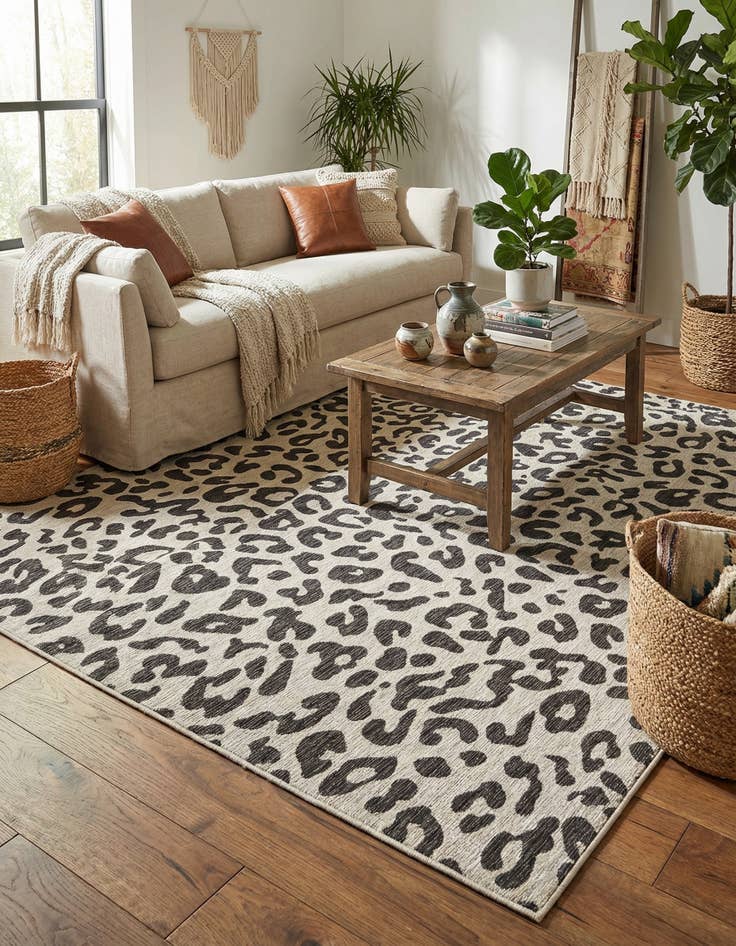 Detail image of  10' x 10'  Washable Safari Indoor / Outdoor Square Rug