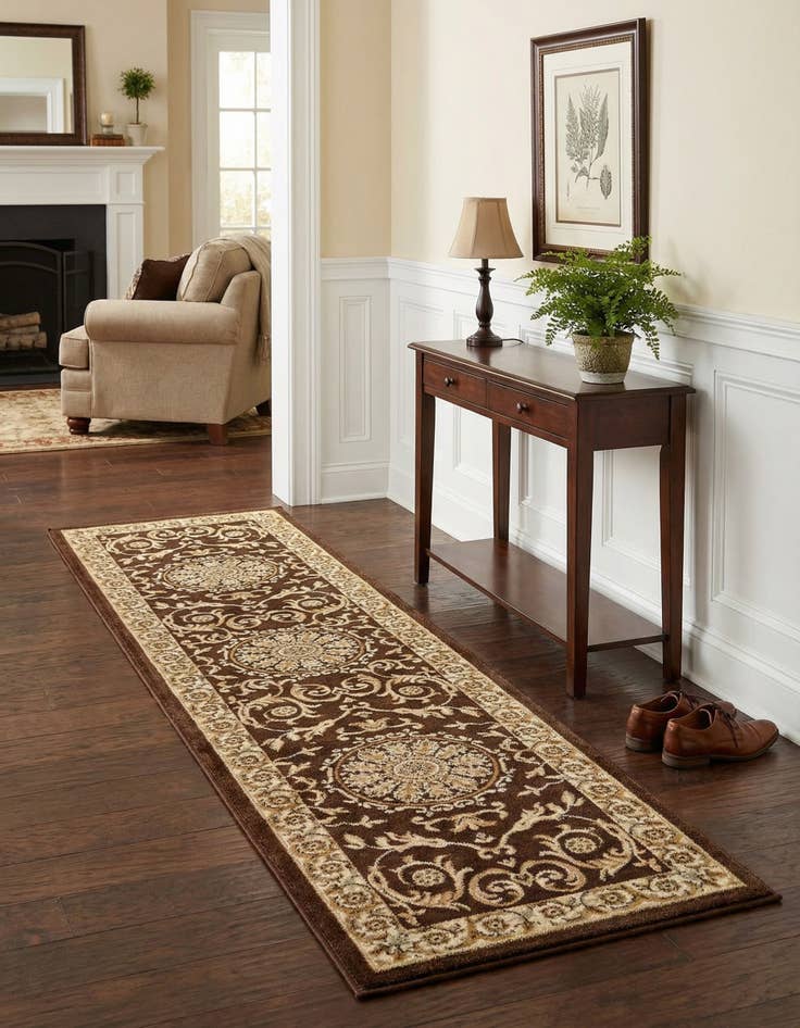 Detail image of  2' 7 x 10' Chateau Runner Rug