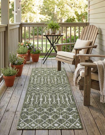 Green Easy-Clean Trellis Indoor / Outdoor Runner Rug