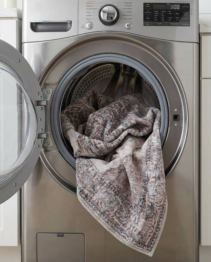 Detail image of 3' 3 x 3' 3 Washable Mangata Square Rug