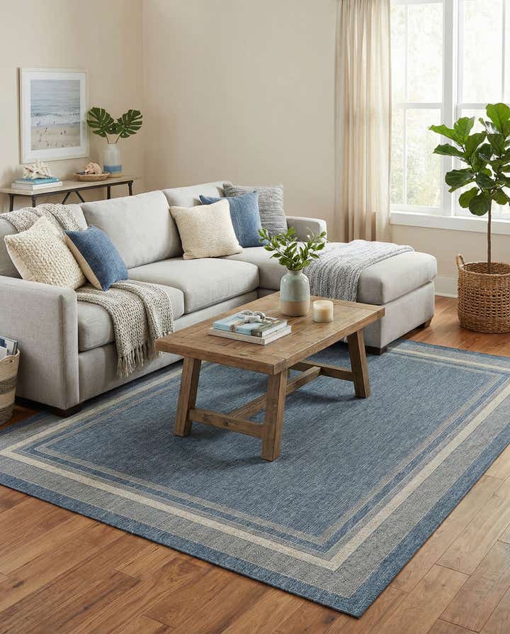 7' 10 x 10' Easy-Clean Border Indoor / Outdoor Rug