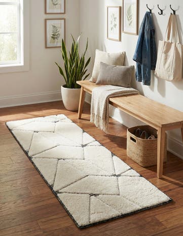 2' x 5' Prismatic Runner Rug
