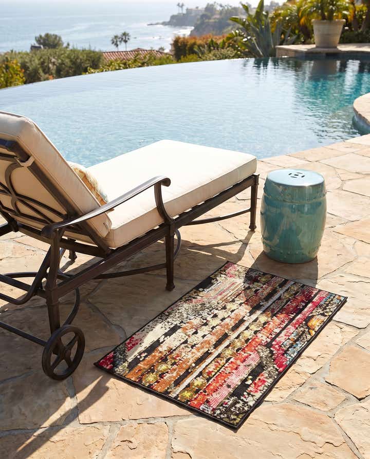 2' x 3' Easy-Clean Casablanca Indoor / Outdoor Rug