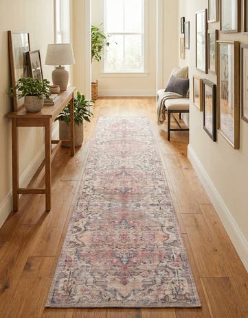 2' 7 x 13' Washable Nostalgia Runner Rug