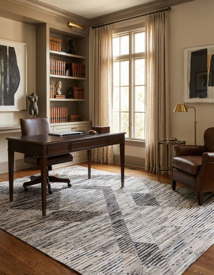 Detail image of 5' x 8' 1 Cowhide Stocks Rug