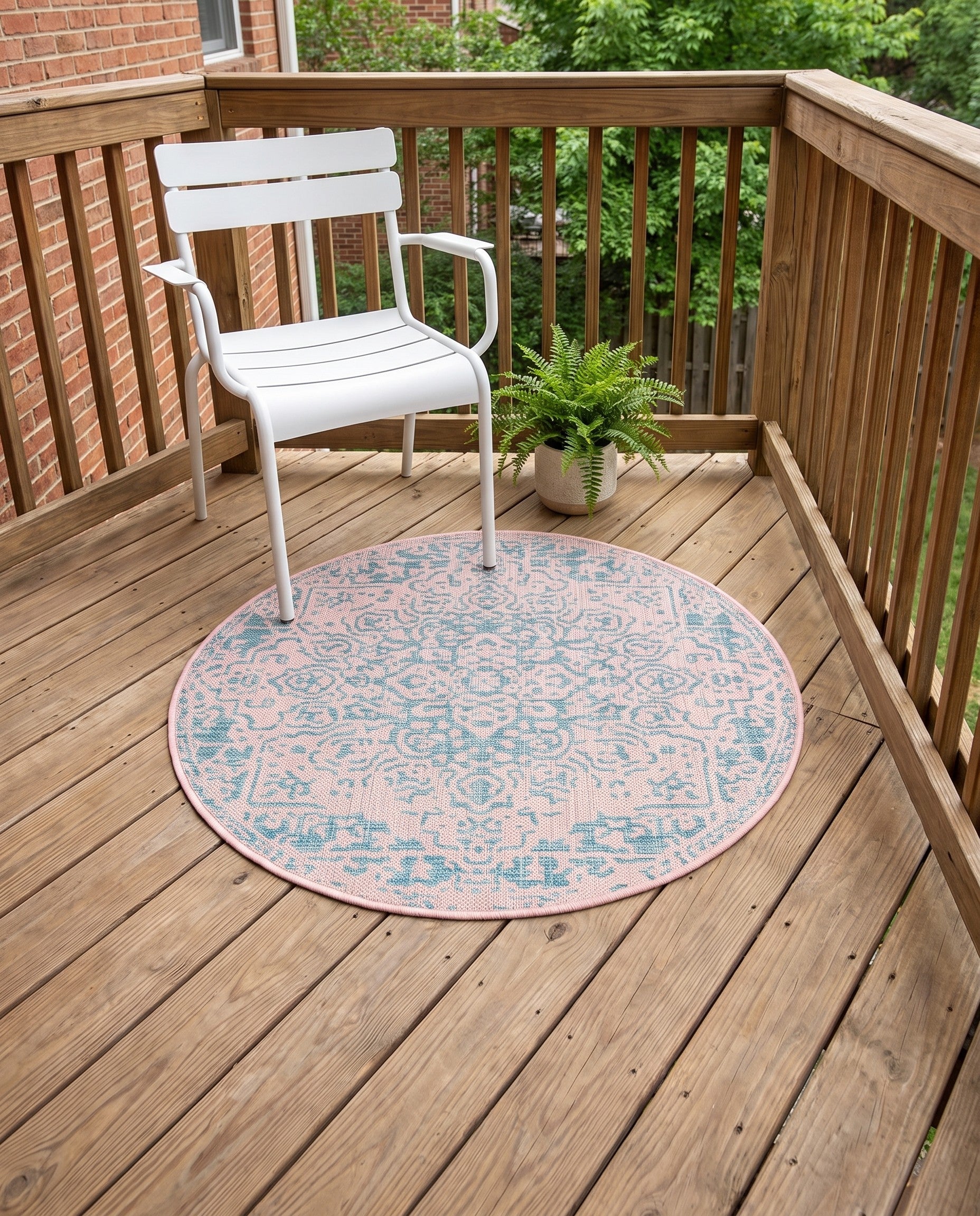 3' x 3' Easy-Clean Jill Zarin Dubai Indoor / Outdoor Round Rug
