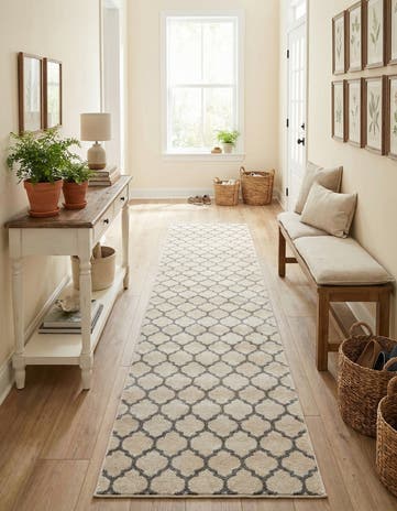 2' 7 x 16' 5 Lattice Runner Rug