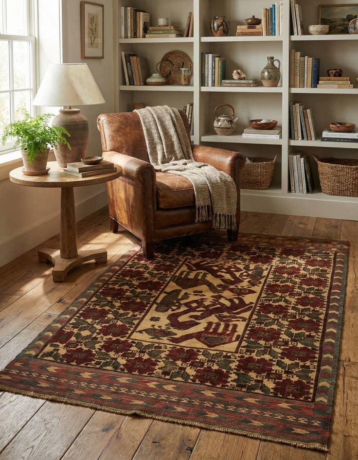 Detail image of 4' x 6' 1 Hand Knotted Sumak Wool Rug