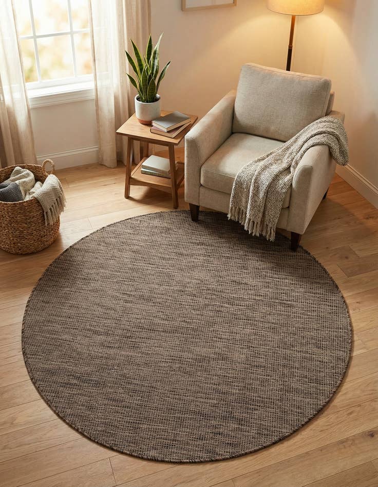 Detail image of 5' 3 x 5' 3  Washable Solid Indoor / Outdoor Round Rug
