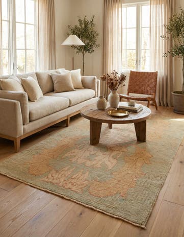 4' 2 x 6' Hand Knotted Oushak Wool Rug