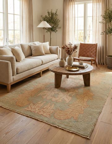 4' 2 x 6' Hand Knotted Oushak Wool Rug