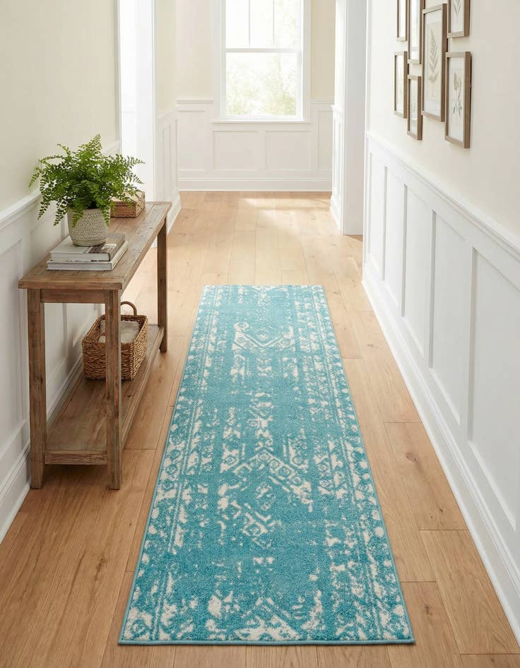 Detail image of 2' x 8' Lennon Runner Rug