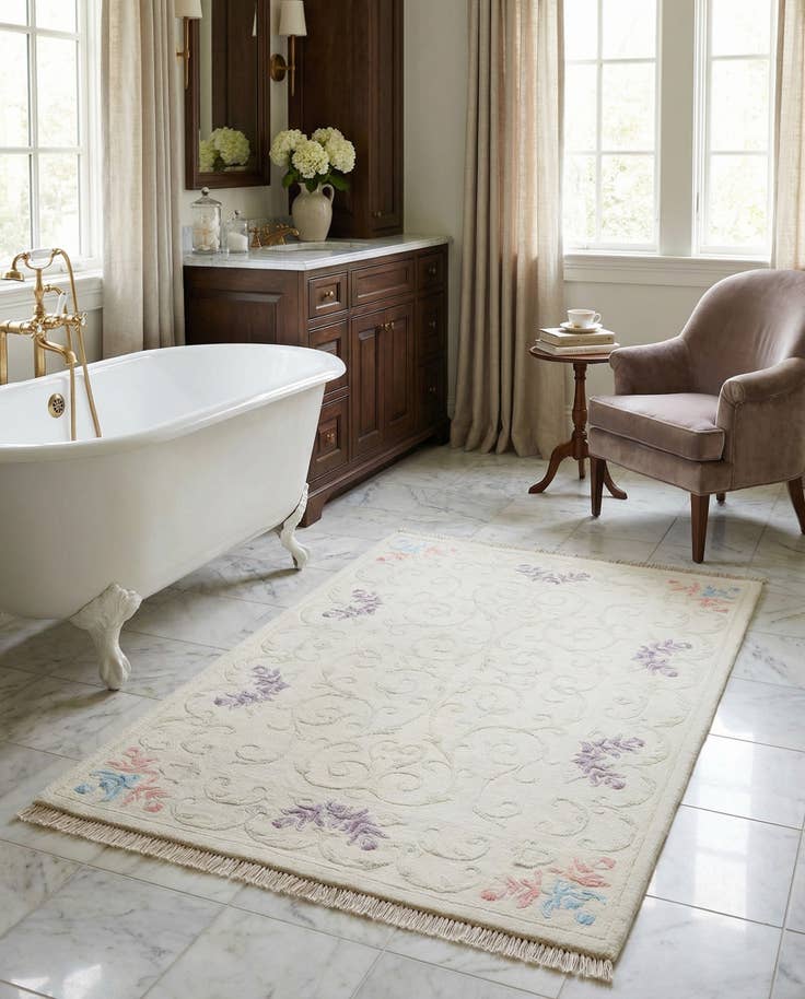 Detail image of 3' 11 x 5' 11 Darya Rug