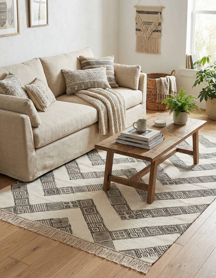 Detail image of 5' x 8'  Hand Woven Braided Jute Rug