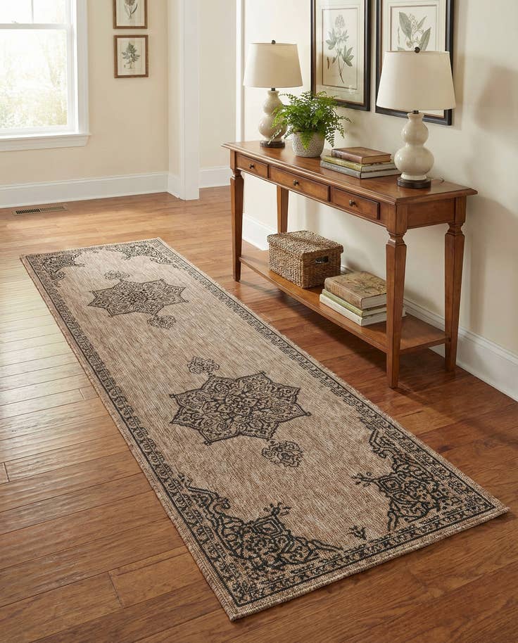 Detail image of 2' 7 x 10' Easy-Clean Traditional Indoor / Outdoor Runner Rug