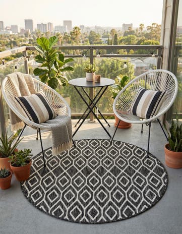 4' x 4' Easy-Clean Jill Zarin Turks and Caicos Indoor / Outdoor Round Rug