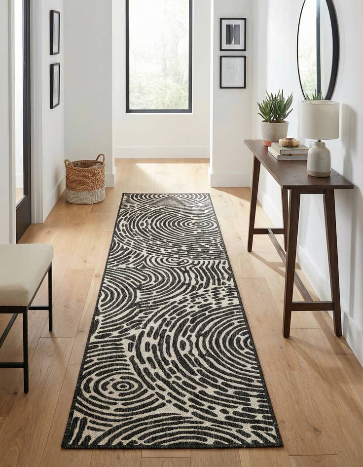 Detail image of 2' x 8' Easy-Clean Modern Indoor / Outdoor Runner Rug