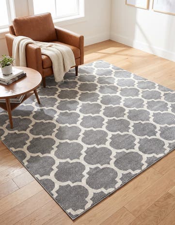 7' 10 x 7' 10 Lattice Square Rug